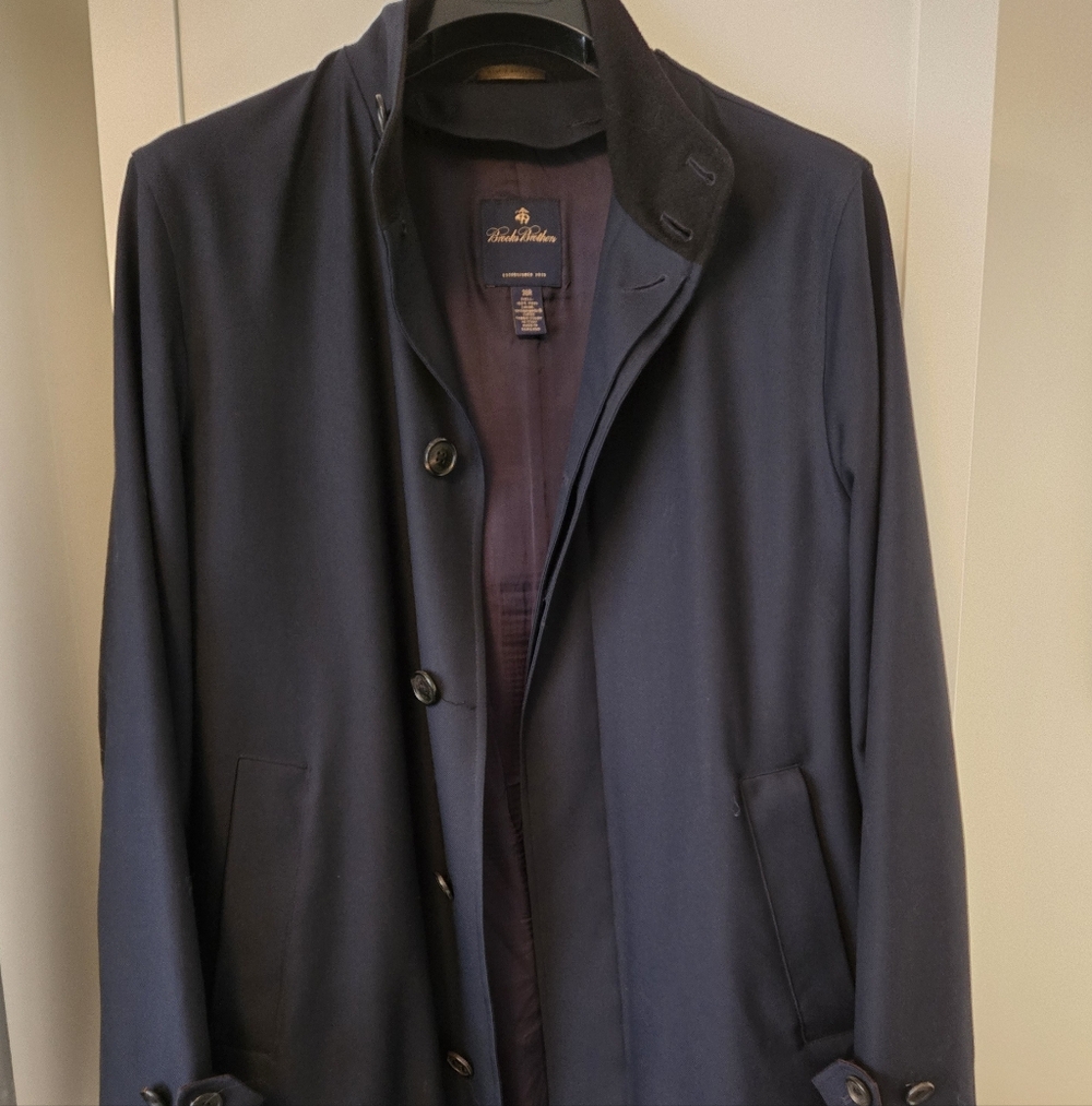 Brooks Bros. LP Raincoat Sz 38